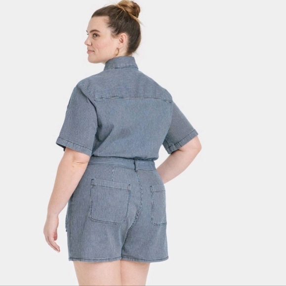 Women's Short Sleeve Denim Jumpsuit - Universal Thread Size 30 - Picture 2 of 16